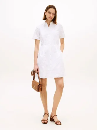 Vestido camisero de popelín con ojales bordados