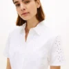 Vestido camisero de popelín con ojales bordados