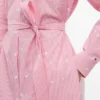 Vestido camisero midi a rayas con estampado floral