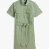 Vestido camisero utilitario de manga corta con cinturón Vestido camisero utilitario de manga corta con cinturón