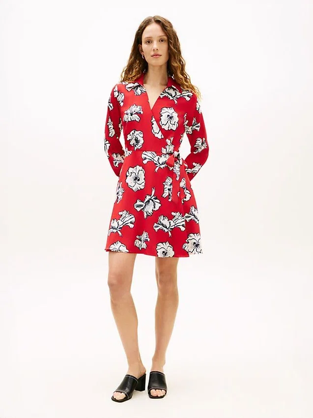 Vestido cruzado de crepé con estampado floral Vestido cruzado de crepé con estampado floral