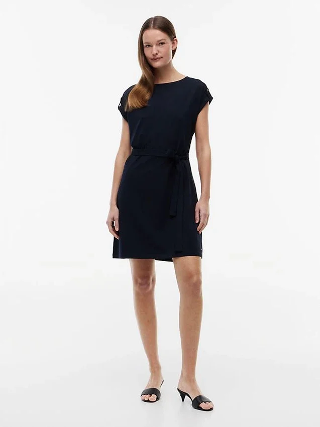 Vestido de algodón elástico con cinturón Vestido de algodón elástico con cinturón