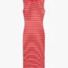 Vestido midi de corte ajustado con rayas y cuello barco