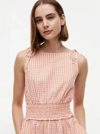 Vestido midi de seersucker a cuadros vichy fruncido Vestido midi de seersucker a cuadros vichy fruncido