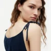 Vestido midi de seersucker con volantes