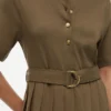 Vestido midi plisado de mezcla de tejidos