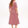 Vestido midi tipo polo con botones dorados