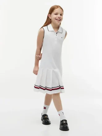 Vestido polo sin mangas con pliegues para niña