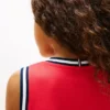 Vestido sin mangas con logotipo de bandera ondulada para niña