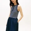 Vestido sin mangas de mezcla de tejidos Vestido sin mangas de mezcla de tejidos