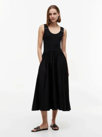 Vestido sin mangas de mezcla de tejidos con botones dorados