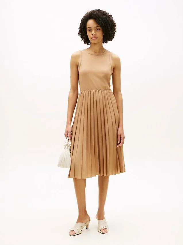 Vestido sin mangas plisado de mezcla de tejidos Vestido sin mangas plisado de mezcla de tejidos
