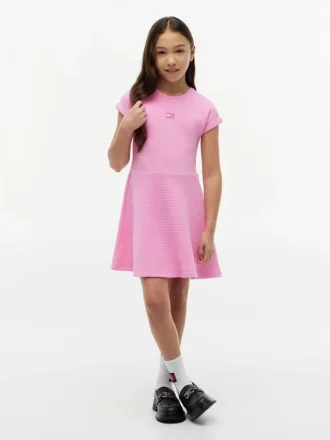 Vestido skater con logotipo de bandera en tonos para niña