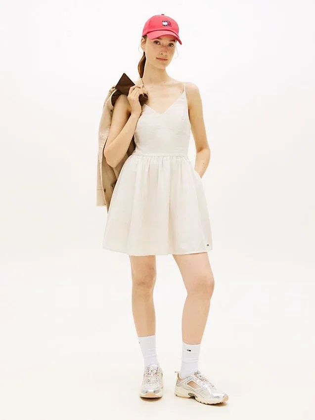 Vestido skater de mezcla de lino de Tommy Jeans Vestido skater de mezcla de lino de Tommy Jeans