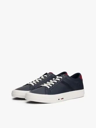 Zapatillas bajas de piel