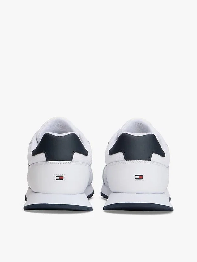 Zapatillas con rayas distintivas y mezcla de piel Zapatillas con rayas distintivas y mezcla de piel