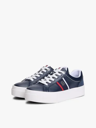 Zapatillas con suela de copa y franja Zapatillas con suela de copa y franja
