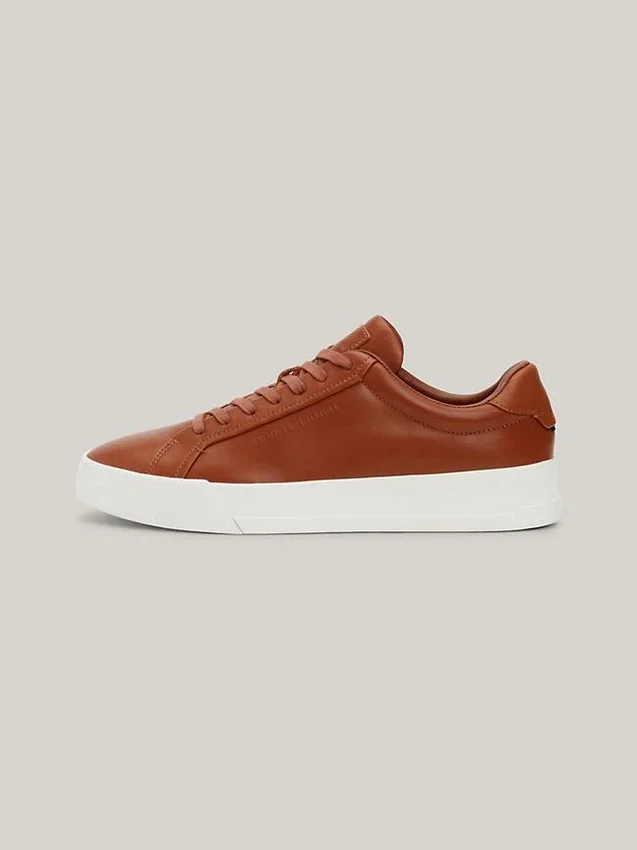 Zapatillas con suela de goma de cuero Zapatillas con suela de goma de cuero