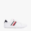Zapatillas con suela de goma y rayas Zapatillas con suela de goma y rayas