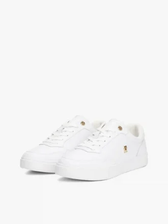 Zapatillas de cancha de piel con detalles metalizados