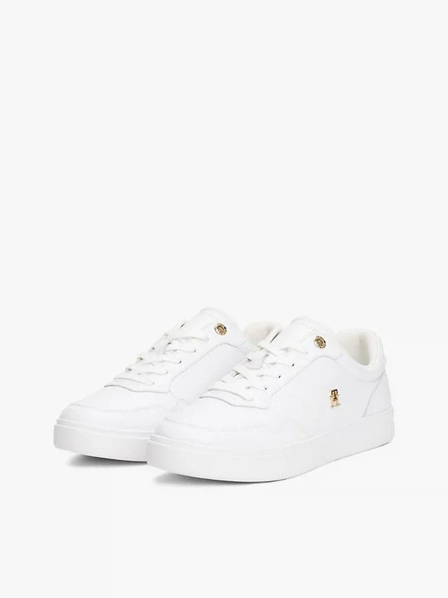 Zapatillas de cancha de piel con detalles metalizados Zapatillas de cancha de piel con detalles metalizados