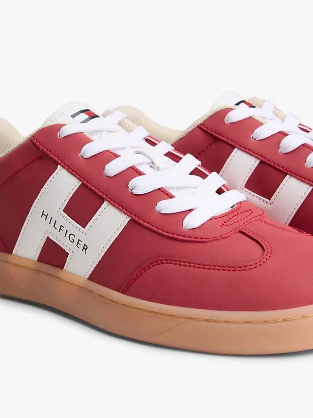 Zapatillas de patinaje con logotipo Hilfiger Zapatillas de patinaje con logotipo Hilfiger