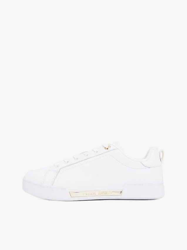 Zapatillas de piel con el logotipo de Hilfiger Zapatillas de piel con el logotipo de Hilfiger