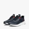 Zapatillas deportivas de estilo runner con materiales mixtos
