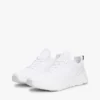 Zapatillas deportivas de estilo runner con materiales mixtos