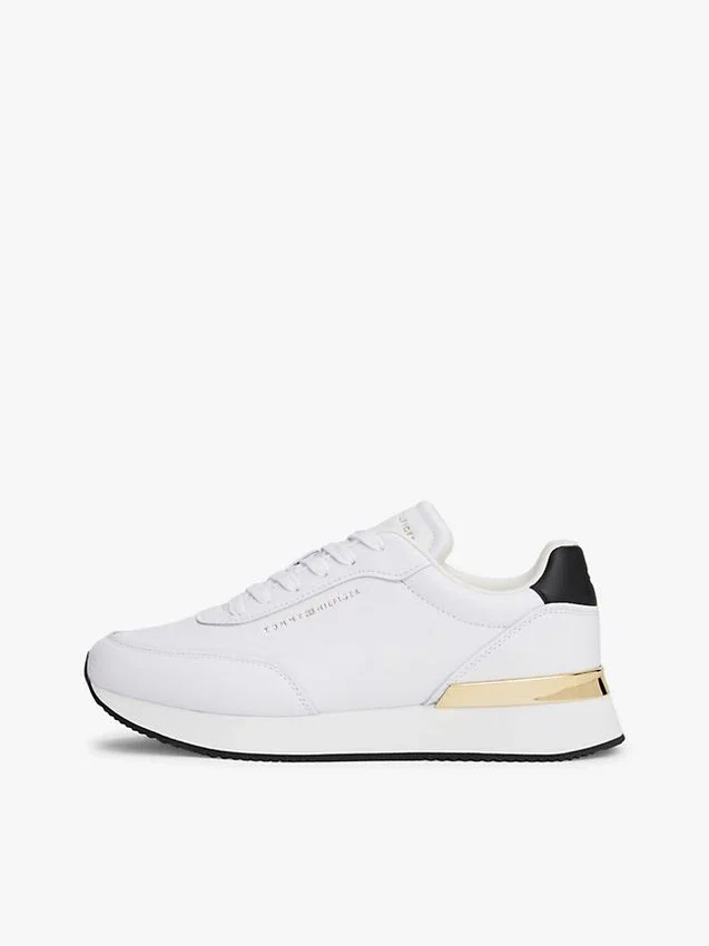 Zapatillas deportivas de piel con detalles metalizados Zapatillas deportivas de piel con detalles metalizados