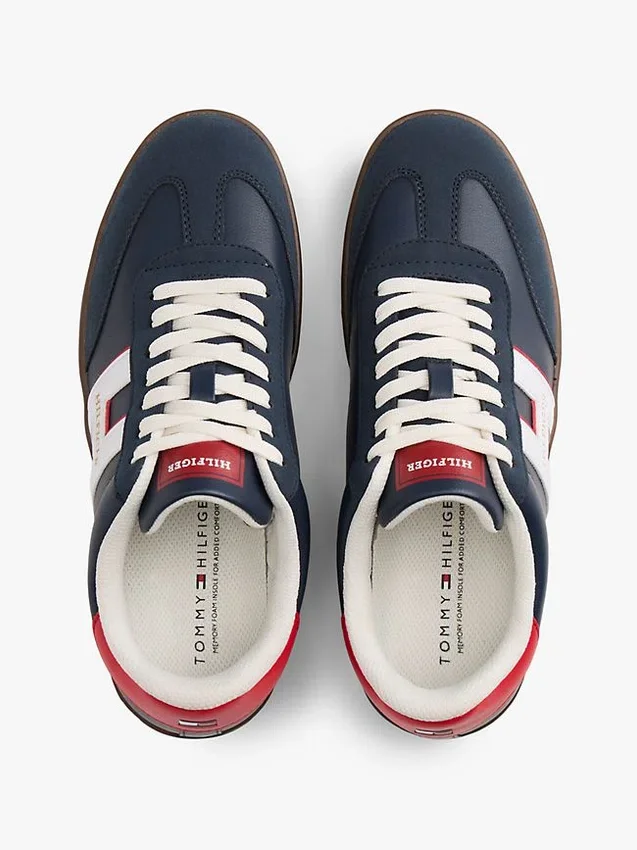 Zapatillas skater con logo Hilfiger en mezcla de materiales Zapatillas skater con logo Hilfiger en mezcla de materiales