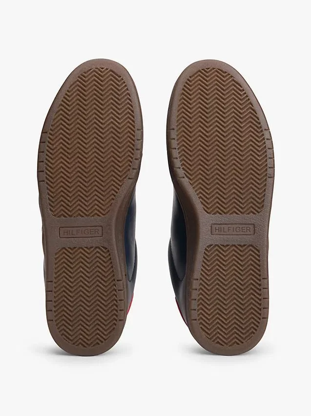 Zapatillas skater con logo Hilfiger en mezcla de materiales Zapatillas skater con logo Hilfiger en mezcla de materiales