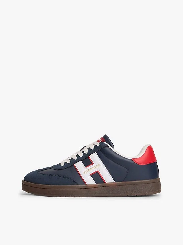 Zapatillas skater con logo Hilfiger en mezcla de materiales Zapatillas skater con logo Hilfiger en mezcla de materiales